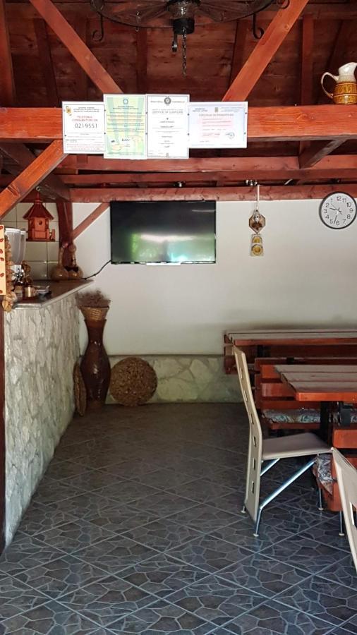 Casa Ellamy Hotell Două Mai Exteriör bild