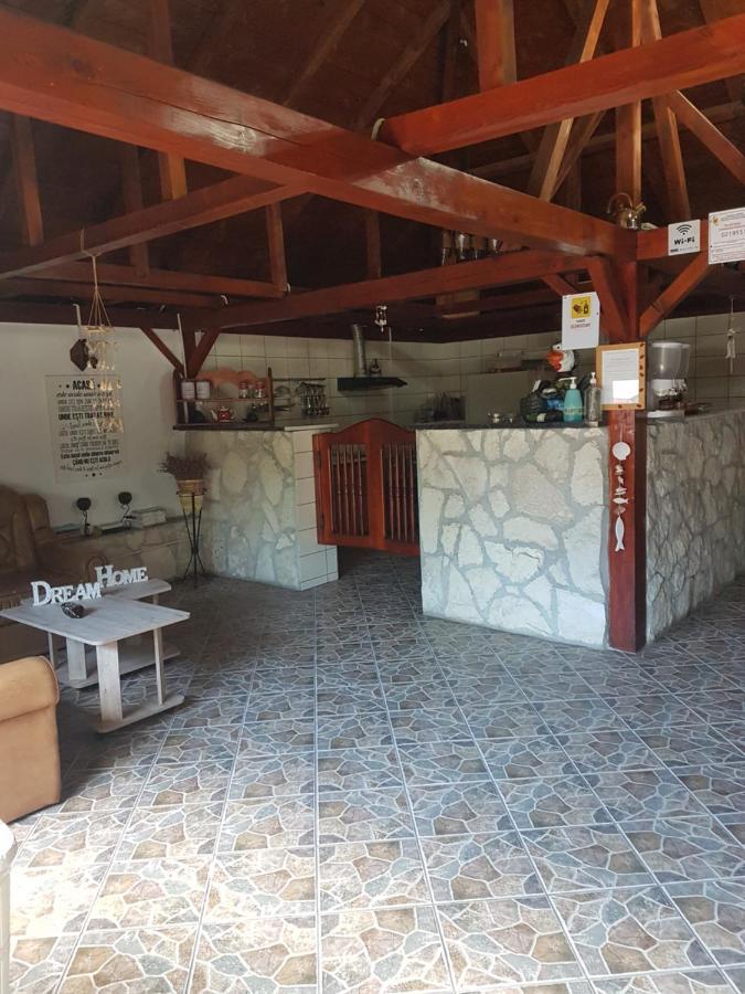 Casa Ellamy Hotell Două Mai Exteriör bild