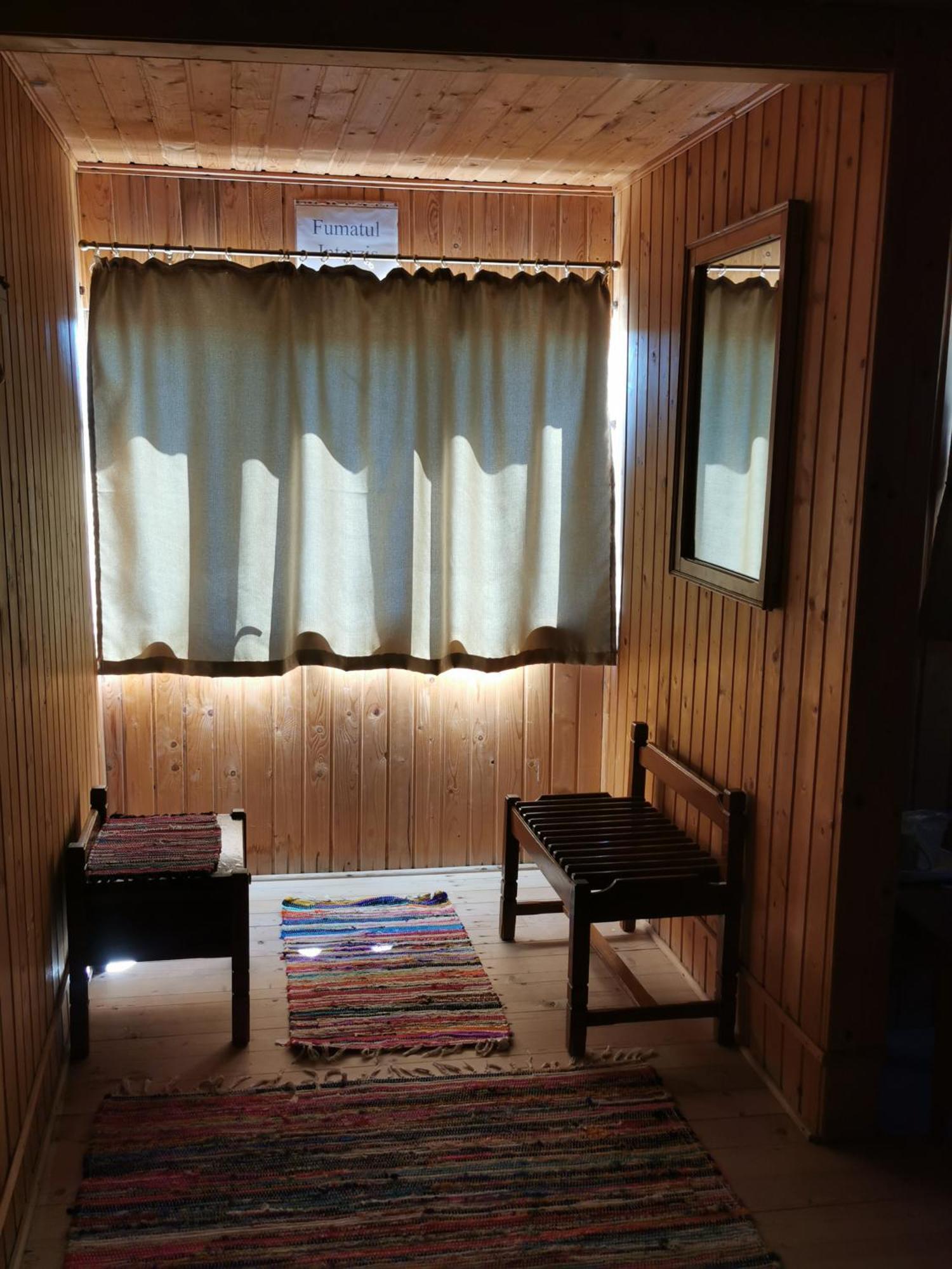 Casa Ellamy Hotell Două Mai Exteriör bild
