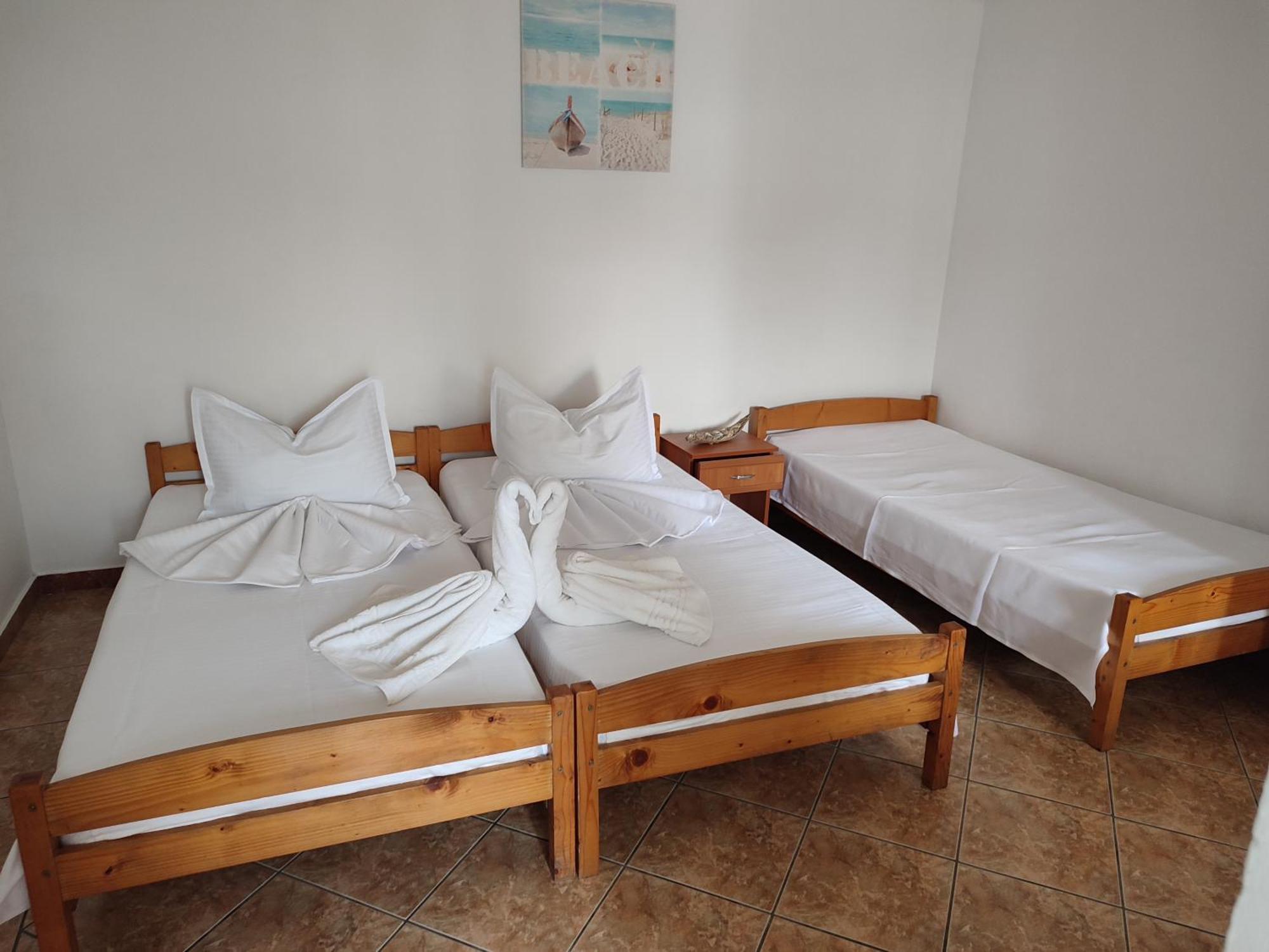 Casa Ellamy Hotell Două Mai Exteriör bild