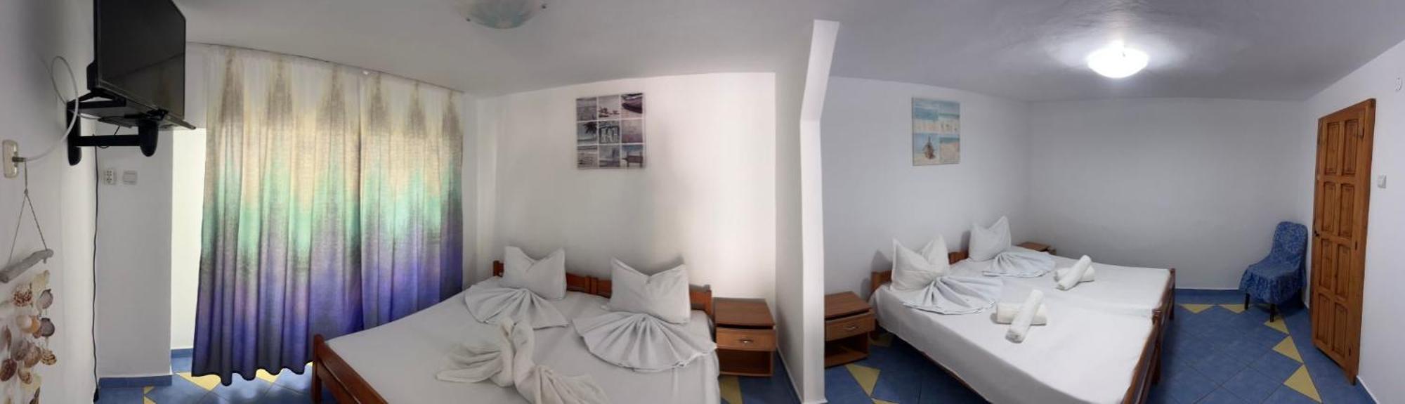 Casa Ellamy Hotell Două Mai Exteriör bild