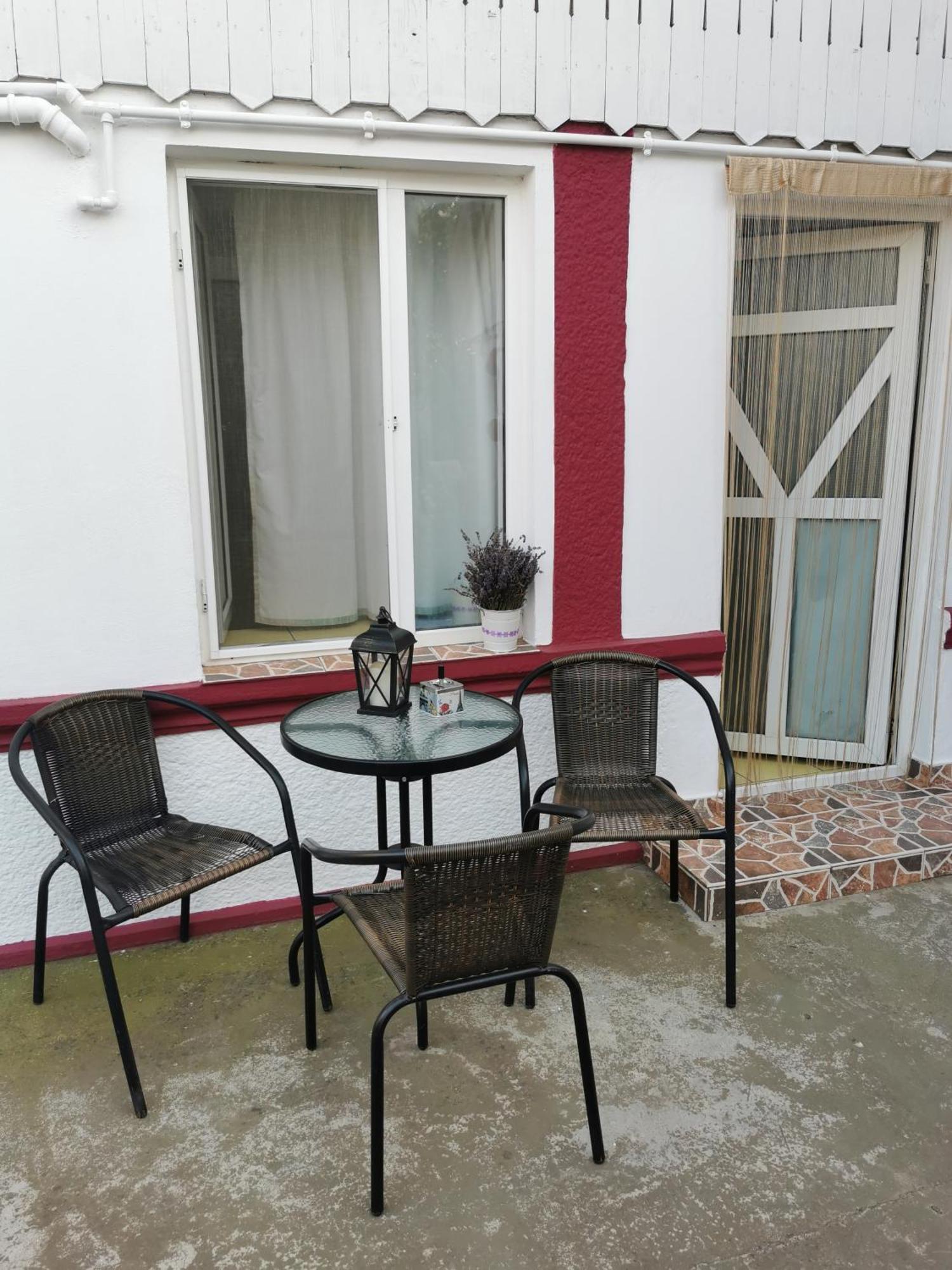 Casa Ellamy Hotell Două Mai Exteriör bild