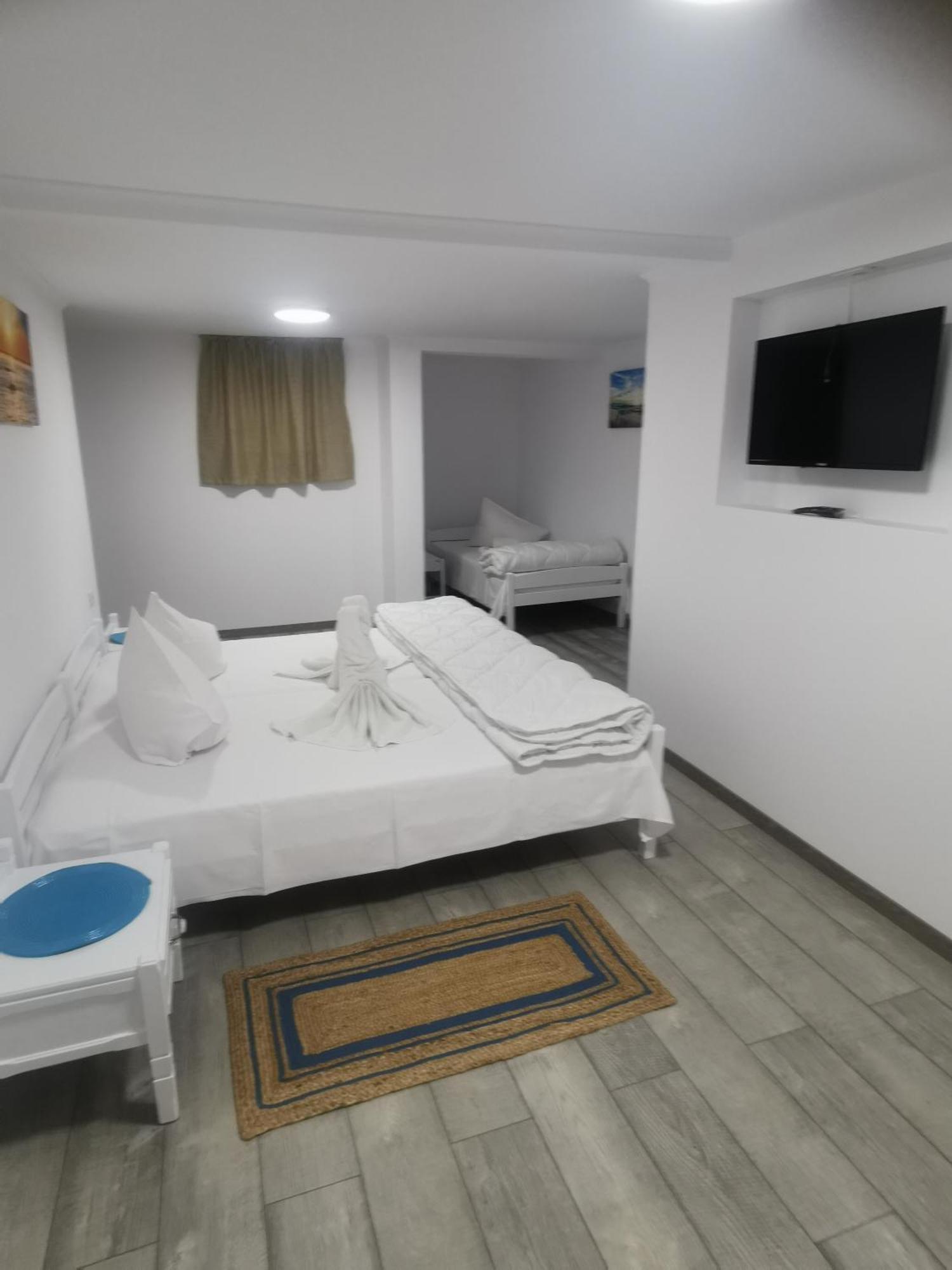 Casa Ellamy Hotell Două Mai Exteriör bild